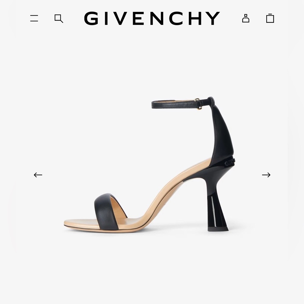 Classic Black Givenchy Shoe Sandal in Excellent Condition Size 40 or 10 US.